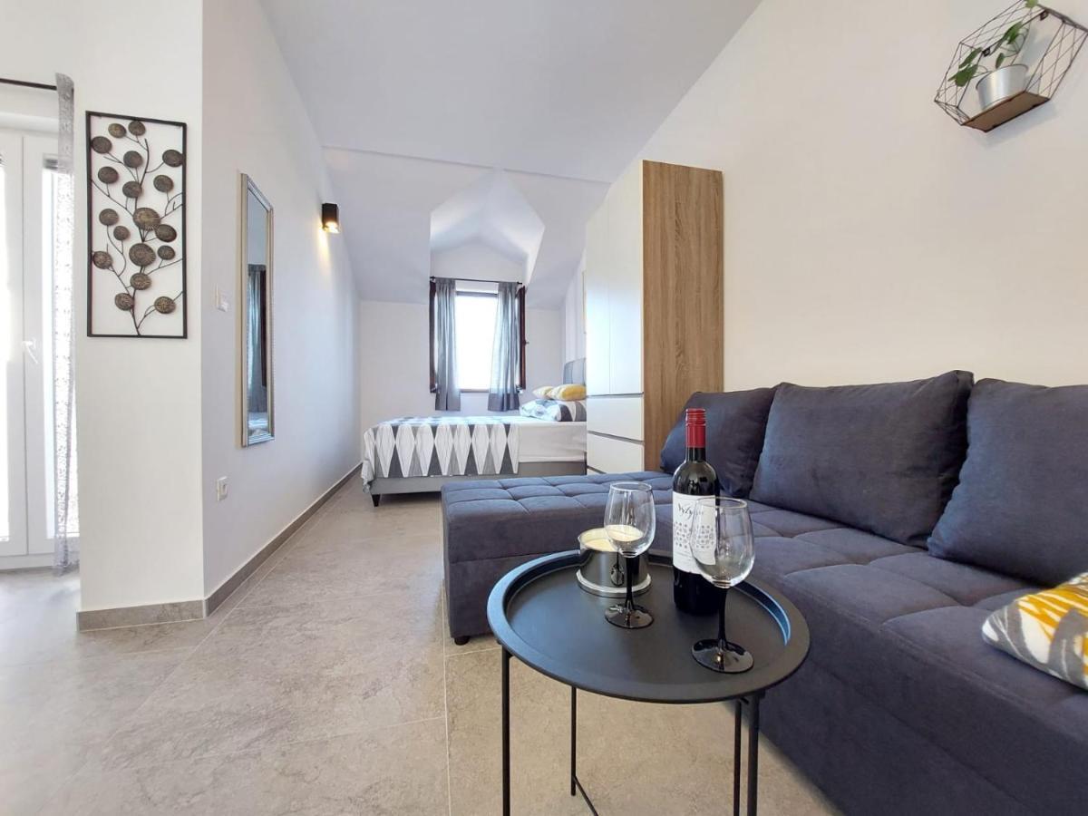 Lavanda - Free Parking And Grill Apartament